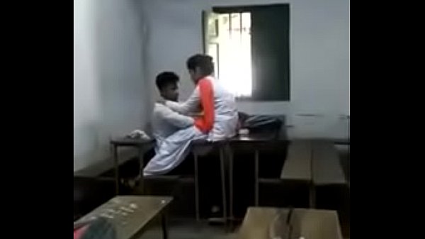 desi xnxx school girl sex in classroom