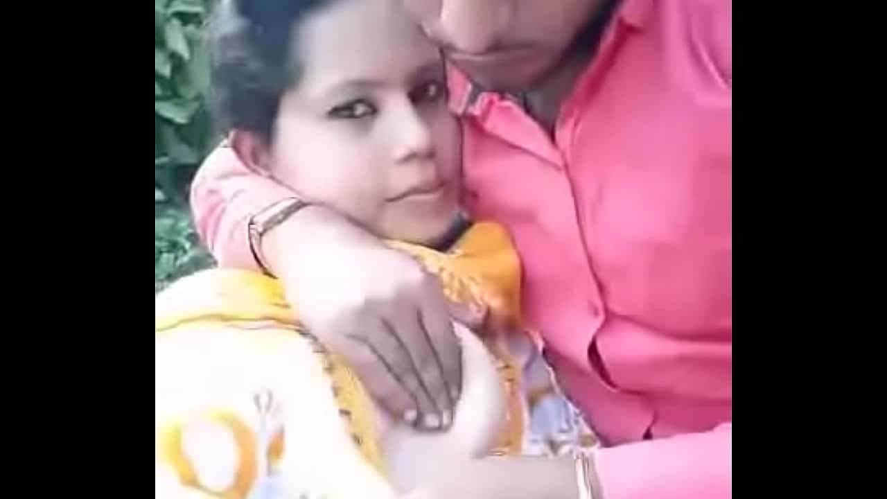 Indian bf and gf open public sex selfie mms viral video
