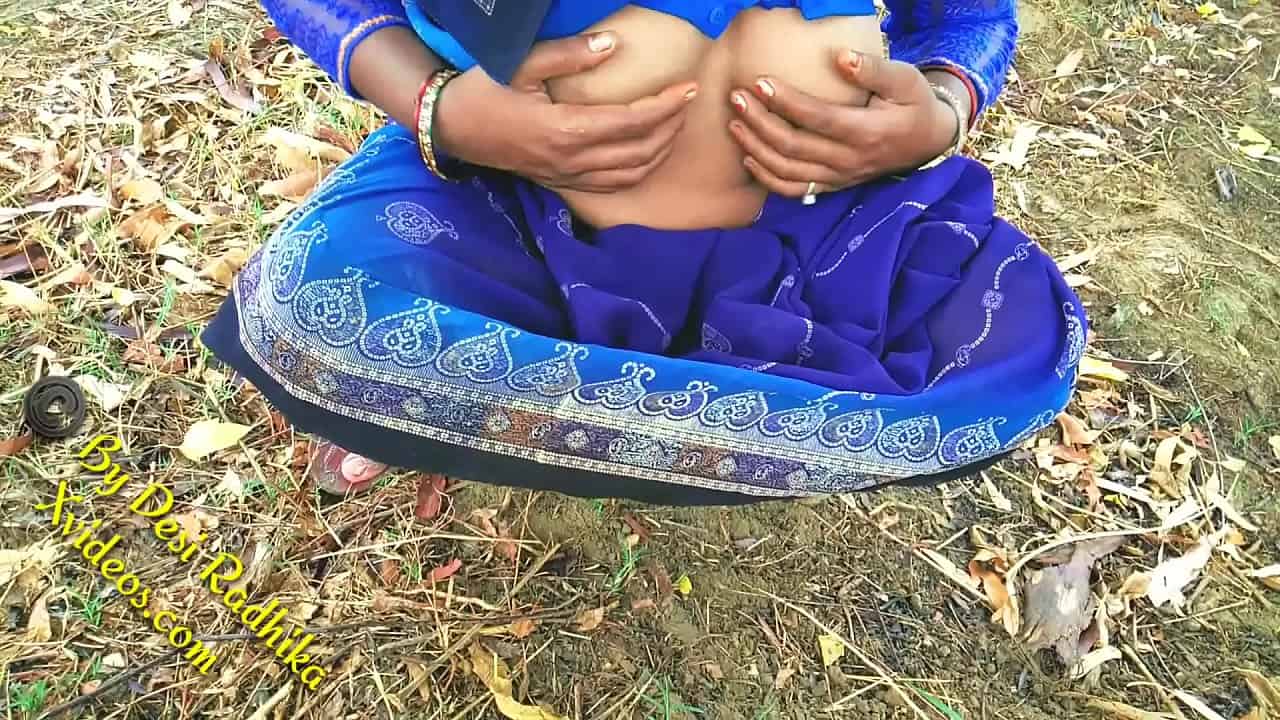 desi hindi sexy village women hairy pussy outdoor sex mms