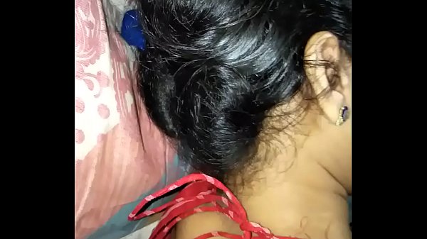 Desi wife xxx sex with husband friend in home mms video