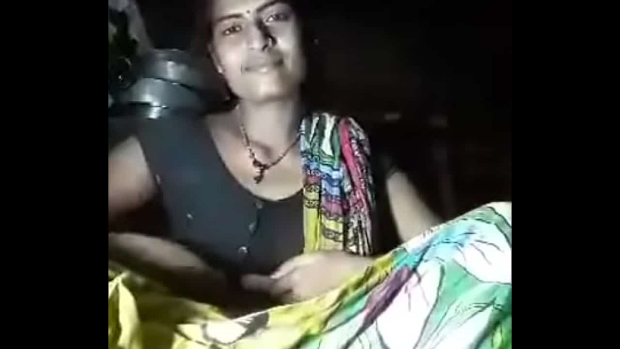village Bhabhi showing big boobs and sexy figure xvideo sex video